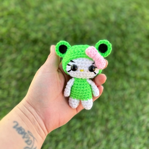 Hello Kitty - Picture 2 of 5